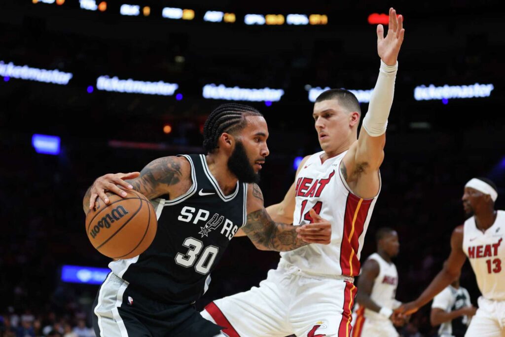 Miami heat vs san antonio spurs match player stats